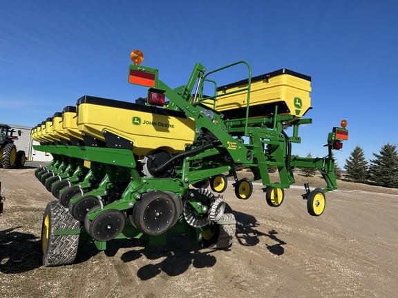 2025 John Deere 1745 Equipment Image0