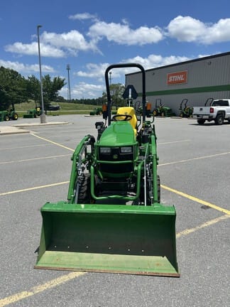 2025 John Deere 2025R Equipment Image0