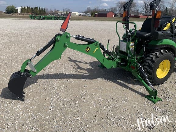 Image of John Deere 2025R equipment image 3