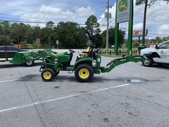 2025 John Deere 2025R Equipment Image0