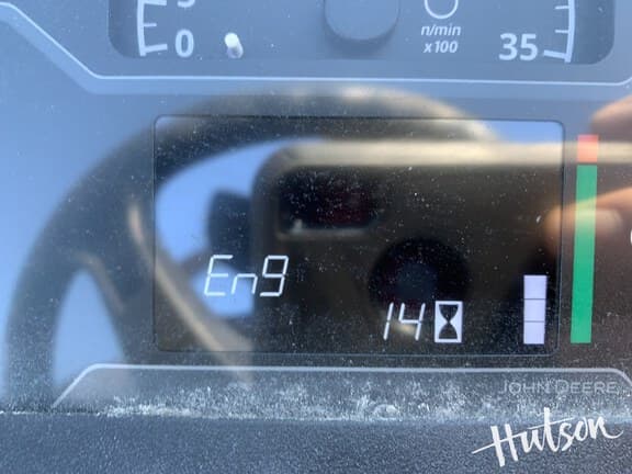 Image of John Deere 2025R equipment image 4