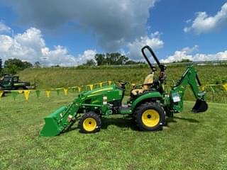 Image of John Deere 2025R equipment image 1