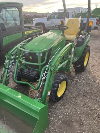 Image of John Deere 2025R Image 1