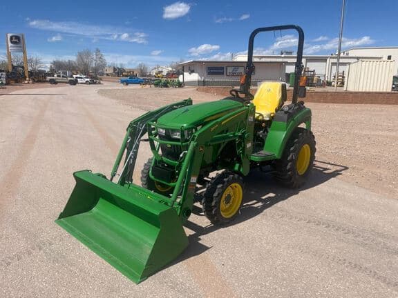 Image of John Deere 2032R Primary image