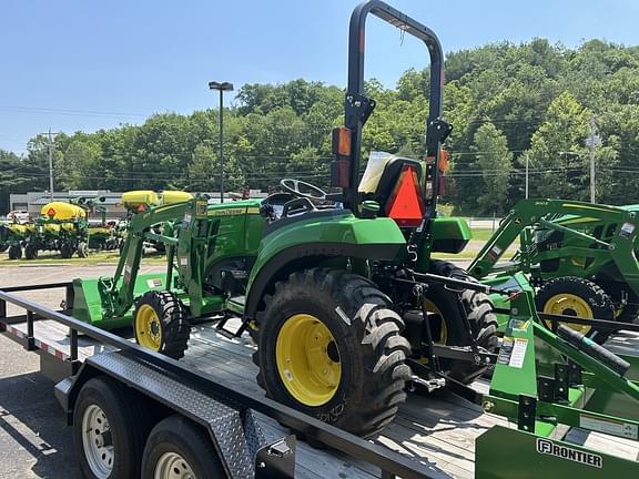 Image of John Deere 2032R equipment image 2