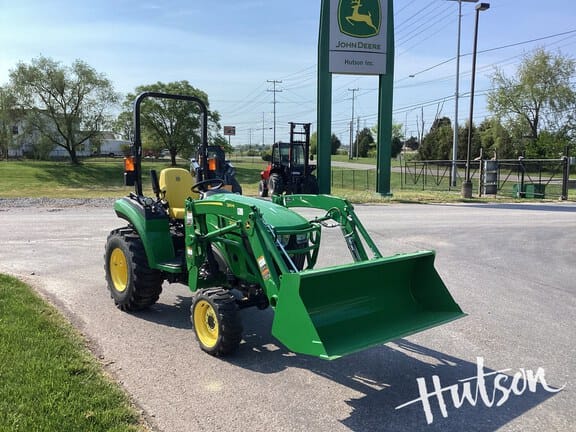 2025 John Deere 2032R Equipment Image0