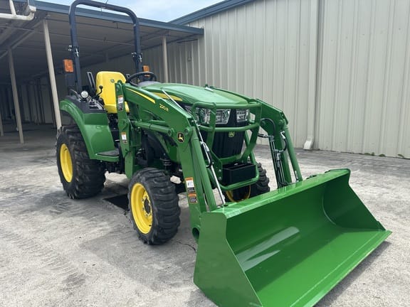 2025 John Deere 2032R Equipment Image0