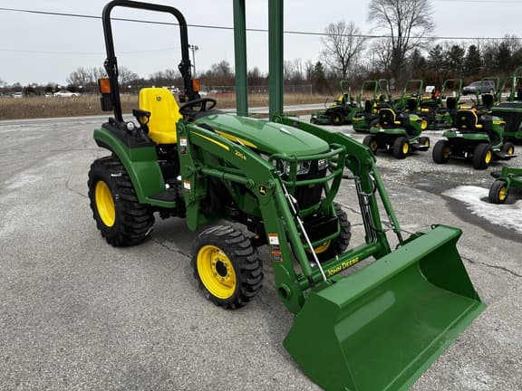 Image of John Deere 2038R equipment image 2