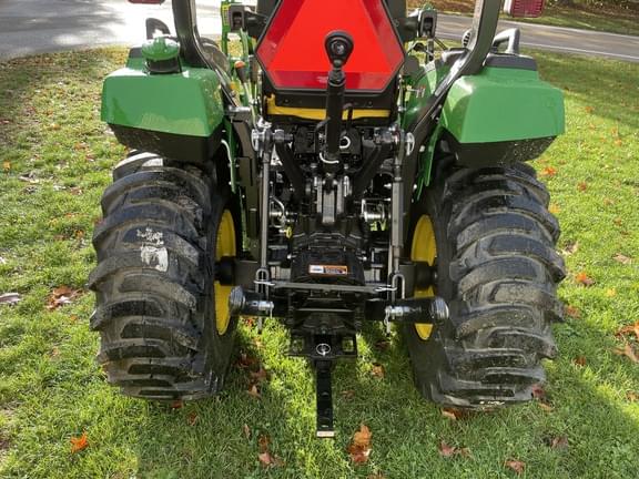 Image of John Deere 2038R equipment image 2