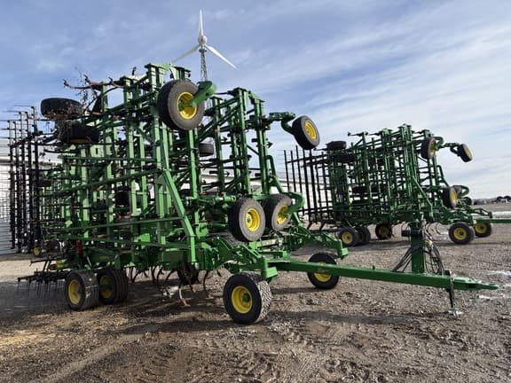 Image of John Deere 2230FH equipment image 2