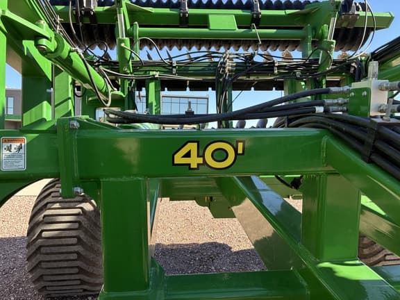 Image of John Deere 2680H equipment image 4