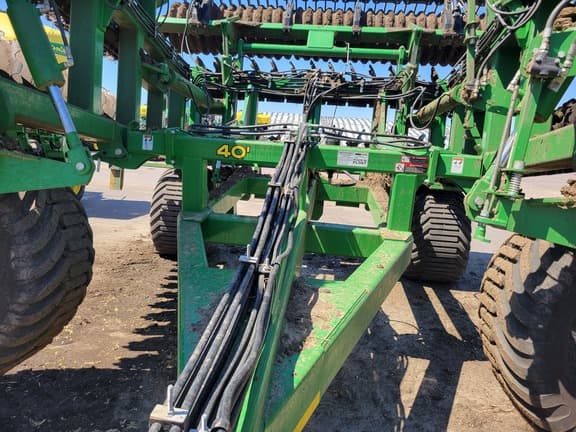 Image of John Deere 2680H equipment image 2