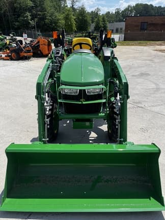 Image of John Deere 3025D equipment image 2