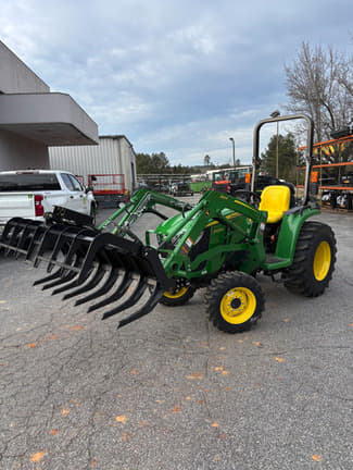 Image of John Deere 3025E Image 0