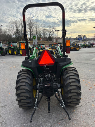 Image of John Deere 3025E Image 1