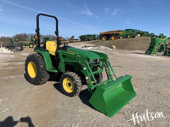 2025 John Deere 3032E Equipment Image0