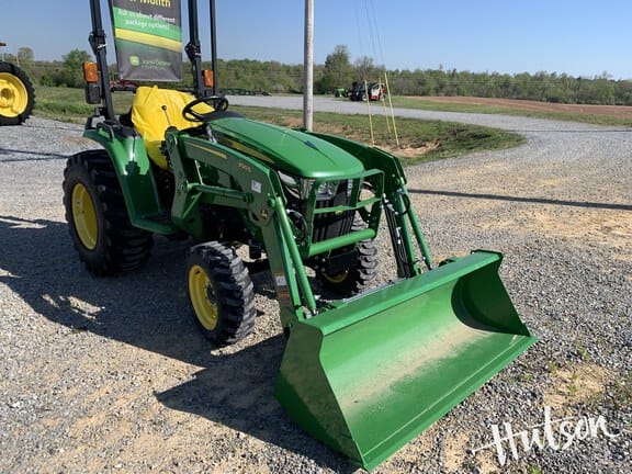 2025 John Deere 3032E Equipment Image0