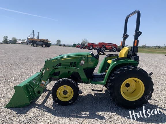 Image of John Deere 3032E equipment image 3