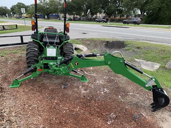 Image of John Deere 3032E equipment image 4