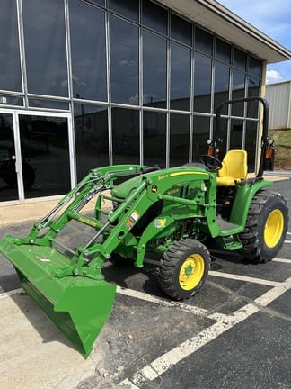 2025 John Deere 3033R Equipment Image0