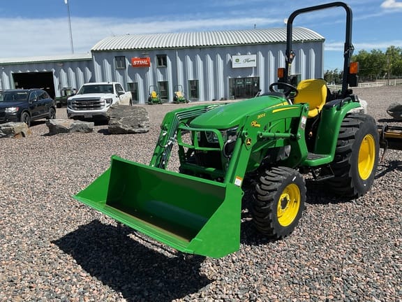 2025 John Deere 3038E Equipment Image0