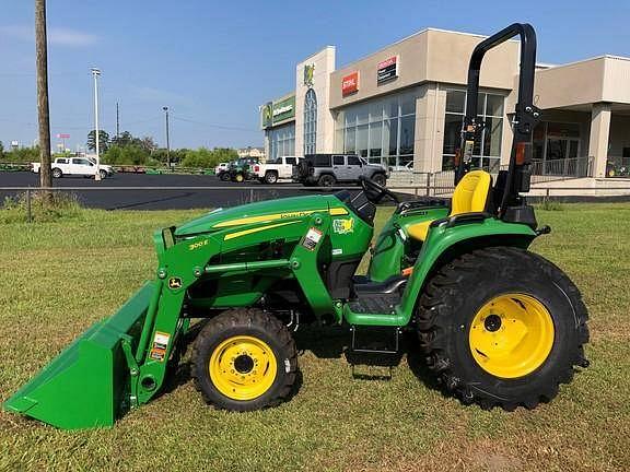 Image of John Deere 3038E equipment image 1