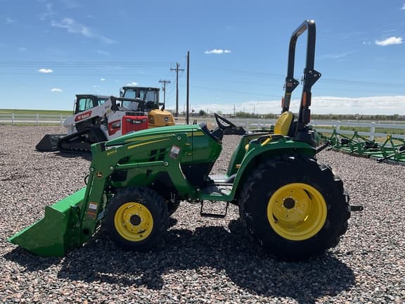 Image of John Deere 3038E equipment image 2