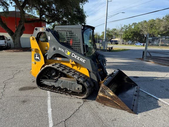 Image of John Deere 317G equipment image 3