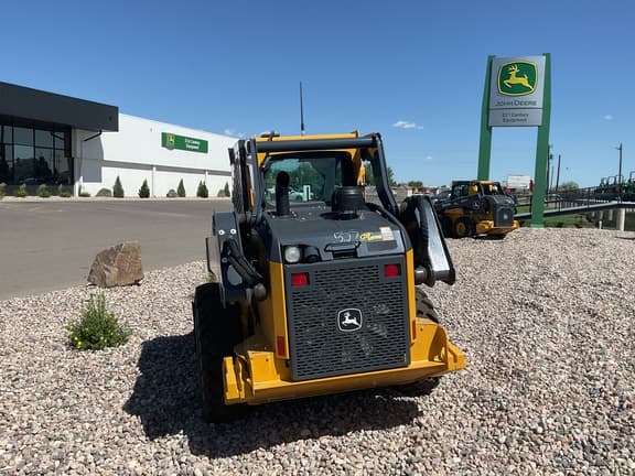 Image of John Deere 320G equipment image 2