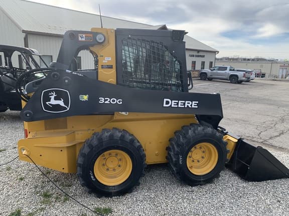Image of John Deere 320G equipment image 3