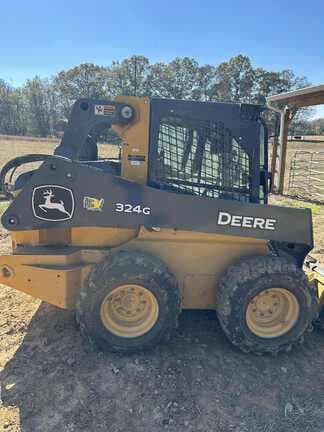 Image of John Deere 324G equipment image 3