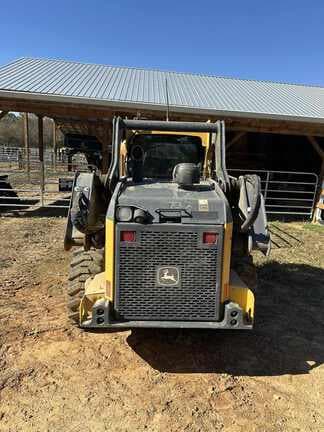 Image of John Deere 324G equipment image 1