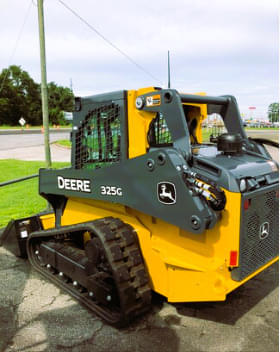Image of John Deere 325G equipment image 3
