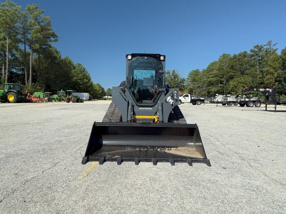 Image of John Deere 325G equipment image 1