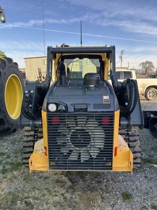 Image of John Deere 325G equipment image 3