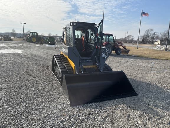 Image of John Deere 325G equipment image 3