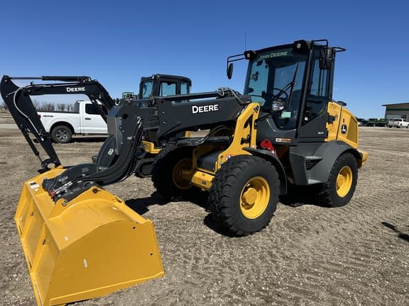 Image of John Deere 326P equipment image 2