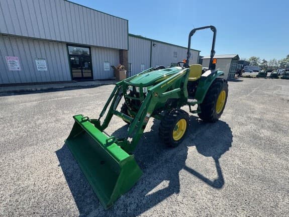 Image of John Deere 4044M equipment image 3