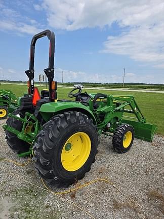 Image of John Deere 4044M equipment image 2