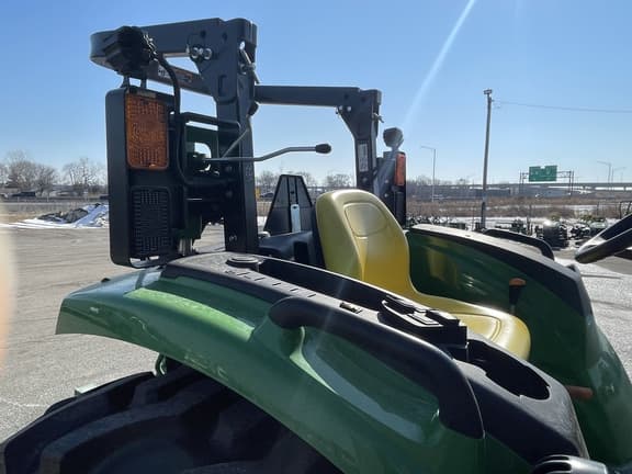 Image of John Deere 4044M equipment image 2