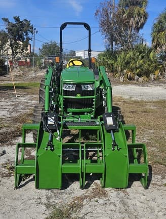 Image of John Deere 4044M equipment image 3