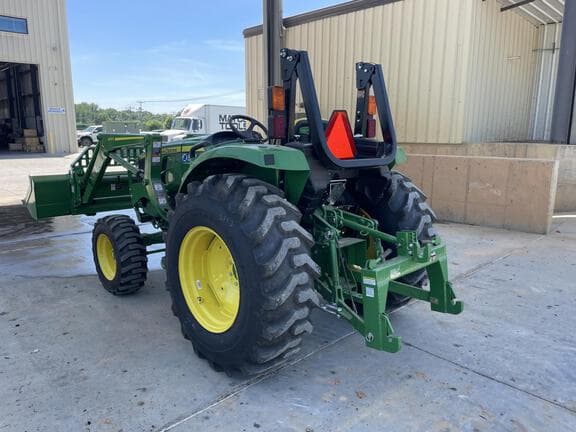 Image of John Deere 4044M equipment image 2