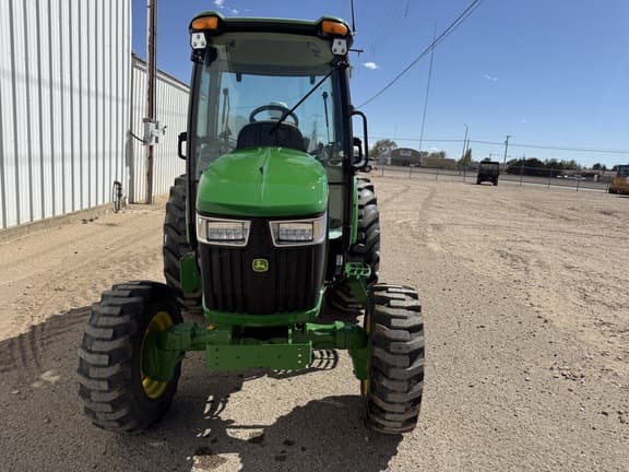 Image of John Deere 4044R equipment image 4