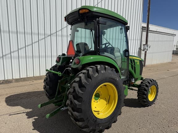 Image of John Deere 4044R equipment image 4