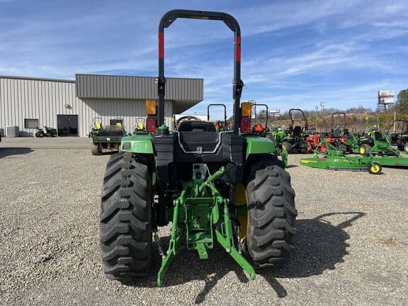 Image of John Deere 4052M equipment image 3