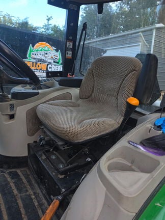 2025 John Deere 4052R Equipment Image0
