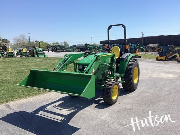 Image of John Deere 4052R equipment image 1
