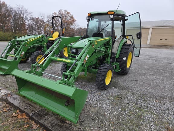 Image of John Deere 4052R Primary image