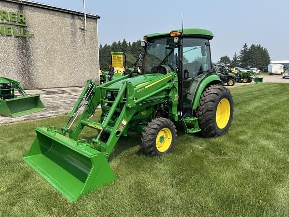 Image of John Deere 4066R equipment image 1