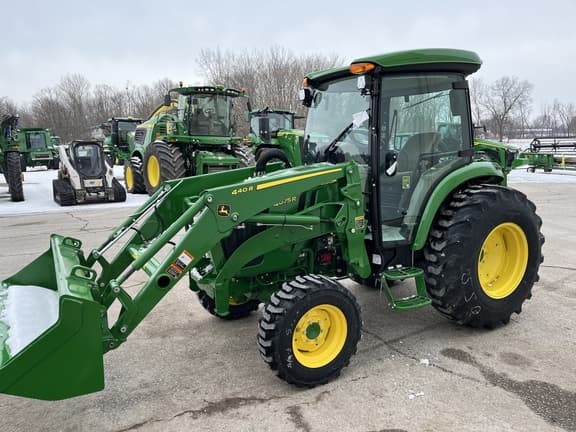Image of John Deere 4075R equipment image 2